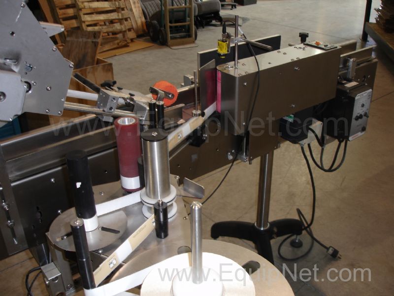 Custom Made Pressure Sensitive Labeler Model GTSR-612 80 Bottle per Minute 