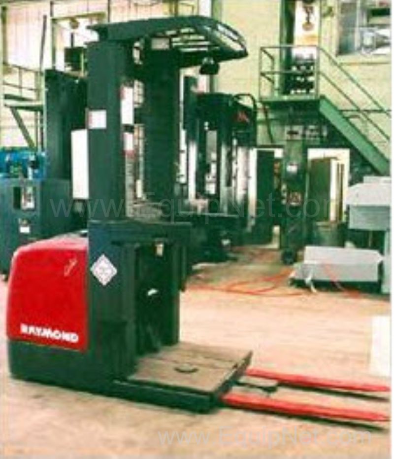 Raymond Electric Forklift Model 233-OPC22T 