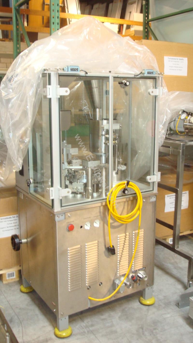 Macofar Model MT/5 Capsule Filling Machine