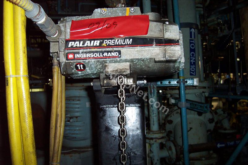 Ingersol Rand 1 Ton Air Hoist