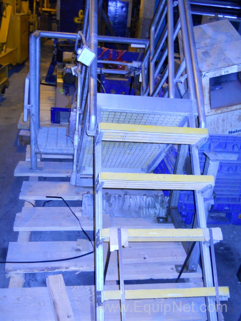 Work Platform 5ft Tall with Ladder