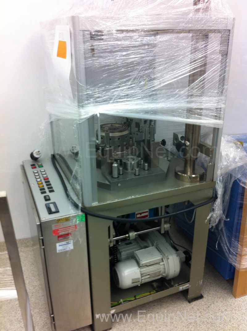 Bosch - DMW 700 Capsule Filler for Powders