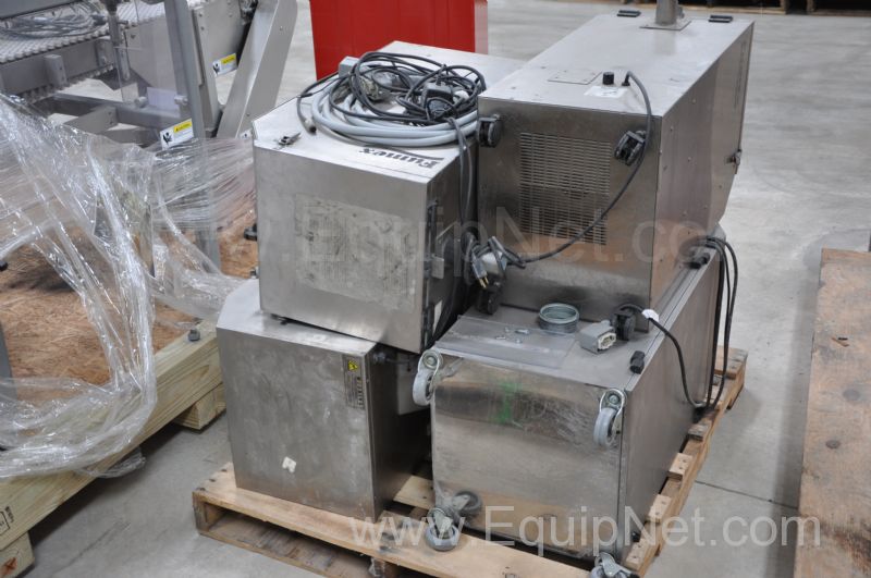 4 Domino Fumex Extractors
