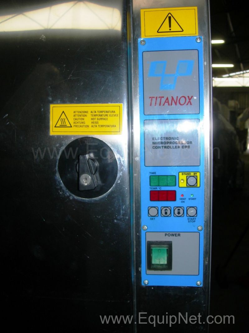 Titanox Incubator