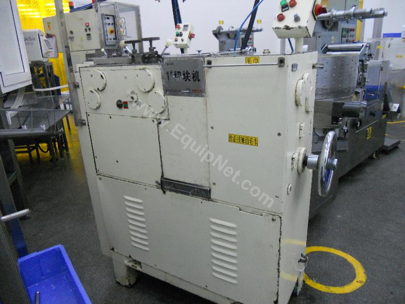 Chengdu George Cutting Machine Model GF600-CTG