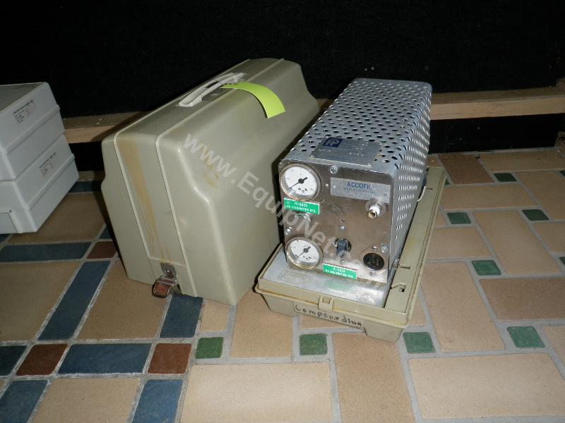 Perry Ind. Accofil LM-14 Powder Filling Machine