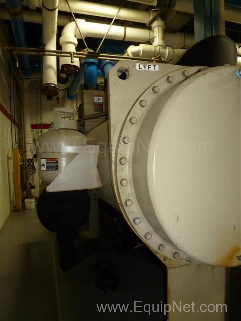 Trane Cen TraVac Chiller Model CVHF910 900 Ton
