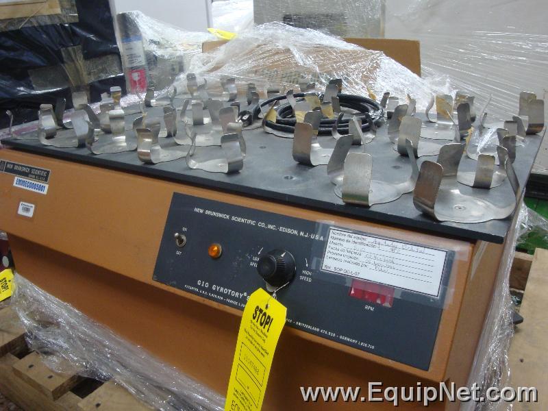 New Brunswick Scientific Orbital Shaker