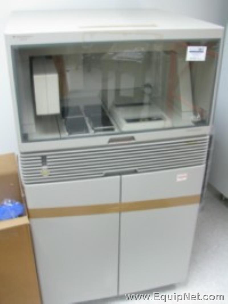 Applied Biosystems 3700 DNA Analyzer
