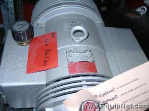 Busch Type SV 1040 B 000 oil Vacuum Pump