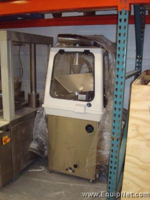 Mocon Vericap 2500 Capsule Weighing Machine