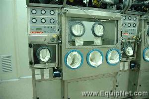 MDH Isolater Glove Box Line