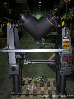 Patterson-Kelley Liquid-Solids V Blender