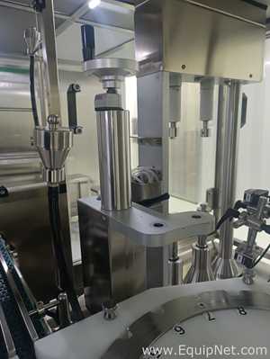 Sistema De Llenado Y Tapado De Líquidos Totalmente automático Omas G 250