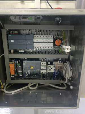 Sistema De Llenado Y Tapado De Líquidos Totalmente automático Omas G 250