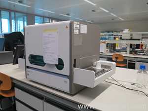Analizador Roche Diagnostics Cobas u 601