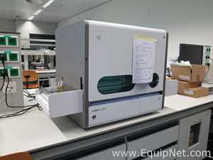 Analizador Roche Diagnostics Cobas u 601