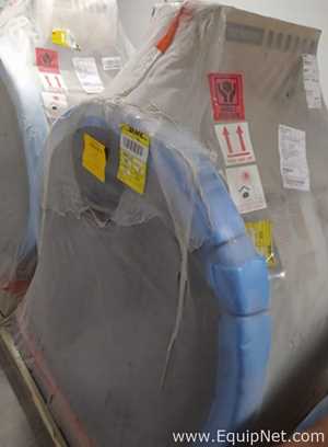 Unused Siemens MAG 5100W Electromagnetic Flowmeter 30 in