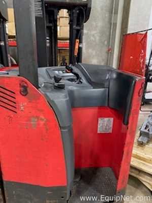Raymond 425 C40QM Stand Up Reach Fork Truck