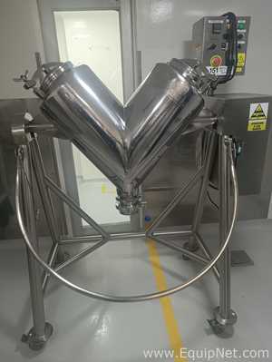 Mezclador En V De Acero Inoxidable Inoxmor LTDA Con Capacidad De 30 kg