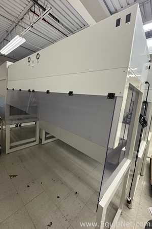 Cleatech Vertical Laminar Flow Hood