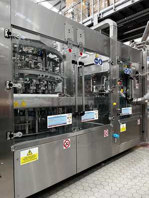 Envasadora CFT S.p.A. RS12 3000/2