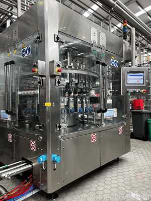 Envasadora CFT S.p.A. RS12 3000/2