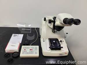 Leica EM UC7 Microtome with Stabilization Table