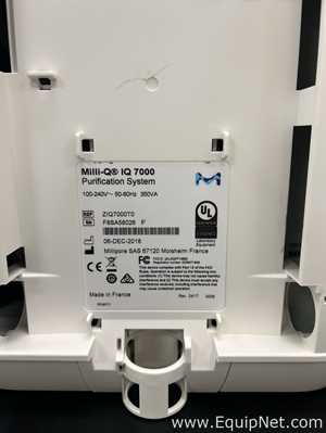 Lote de 2 Sistema de Purificación y Destilación de Agua Millipore IQ 7000