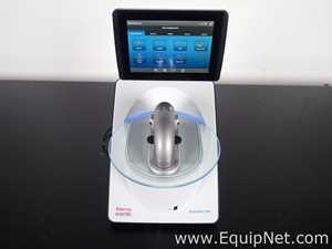 Thermo Scientific NanoDrop One Microvolume UV-Vis Spectrophotometer