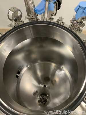 Precision Stainless 300 Liter Insulated Mobile Mixing Tank - V-3122C