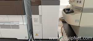 HPLC Shimadzu SIL-30ACMP