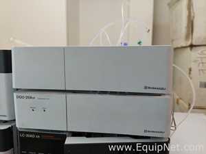 HPLC Shimadzu SIL-30ACMP
