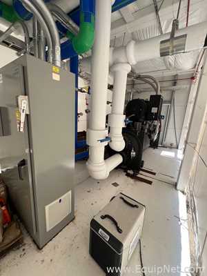 LG Electronics RCWFUA3 / 300RT Chiller