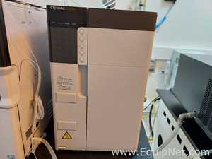 HPLC Shimadzu SIL-30ACMP