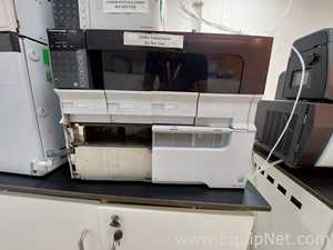 HPLC Shimadzu SIL-30ACMP