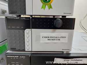 HPLC Shimadzu SIL-30ACMP