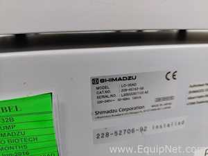HPLC Shimadzu SIL-30ACMP