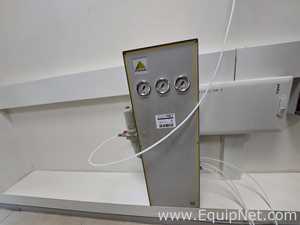 AB Sciex API 4000 LC-MS|MS Mass Spectrometer With Peak Nitrogen Generator And Vacuum Pump