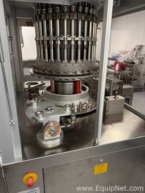 Máquina Encapsuladora y Llenadora de Cápsulas IMA Matic 90