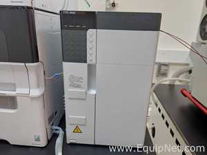 HPLC Shimadzu SIL-30ACMP