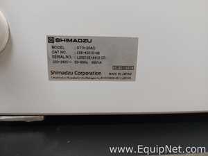 HPLC Shimadzu SIL-30ACMP