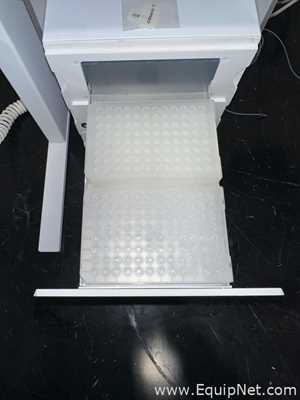 Calorímetro GE Healthcare MicroCal Autosampler