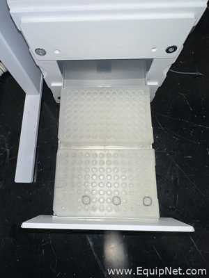 Calorímetro GE Healthcare MicroCal Autosampler