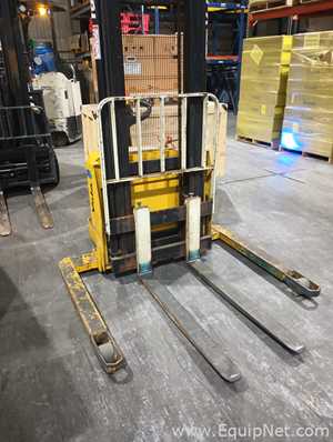 Yale MSW0255EN24TV080 Walkie Style 2200Lb Capacity Stacker Pallet Jack