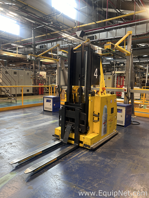 Fleet of 15 Automated Guided Vehicles