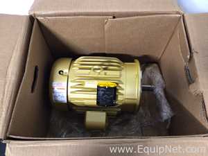 Motor BALDOR RELIANCE CEM3663T. Sem Uso