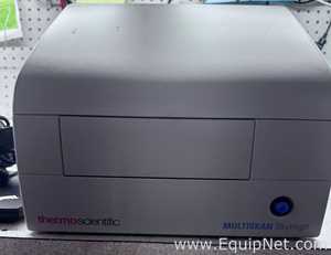 Espectrofotómetro Thermo Fisher Scientific Multiskan plus uDuo