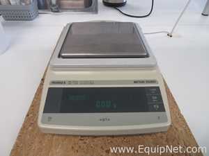 Mettler Toledo PG2002-S Analytical Balance with Power Supply