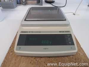 Mettler Toledo PG2002-S Analytical Balance with Power Supply